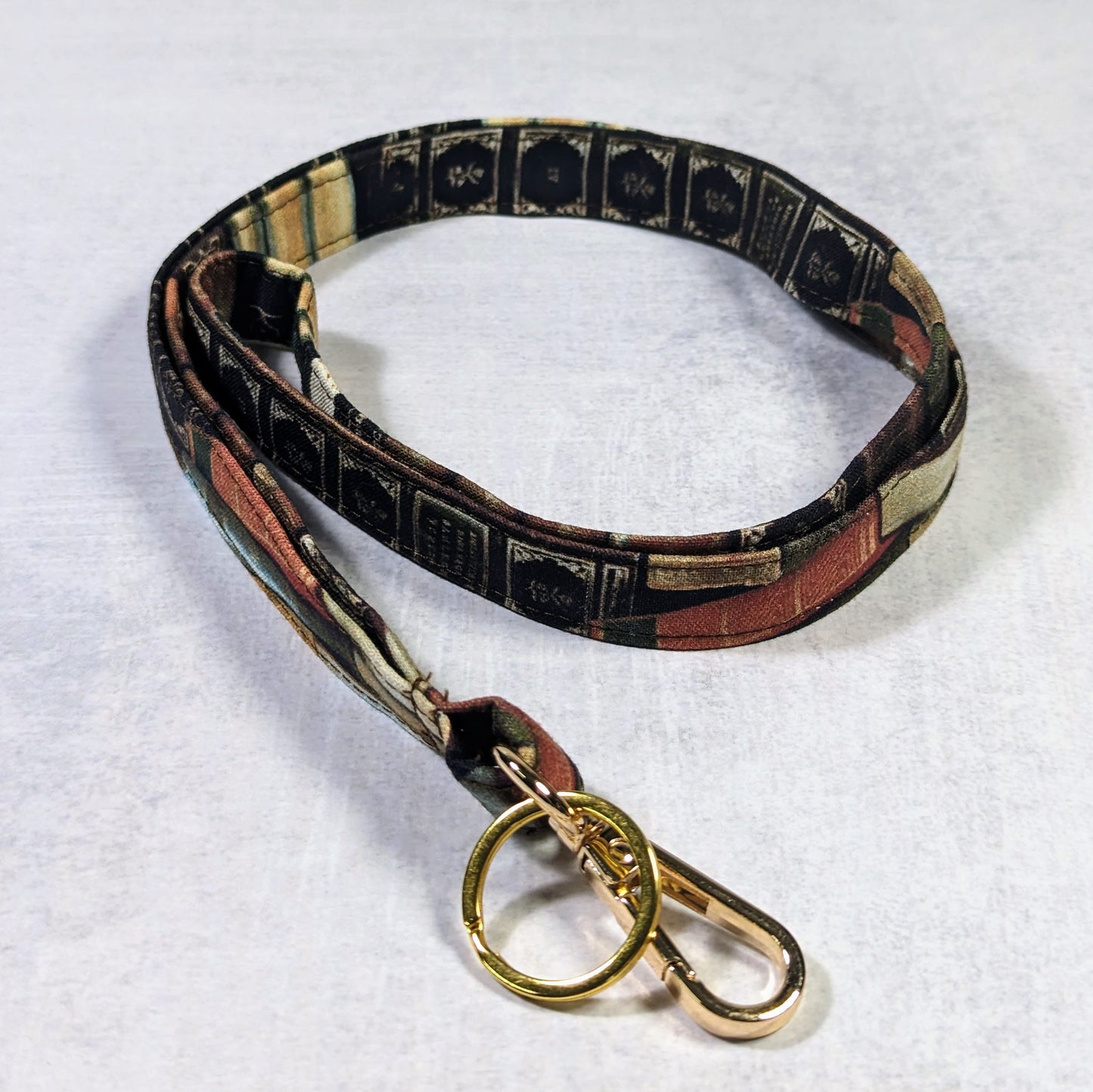 Classic Novels Sempre Lanyard