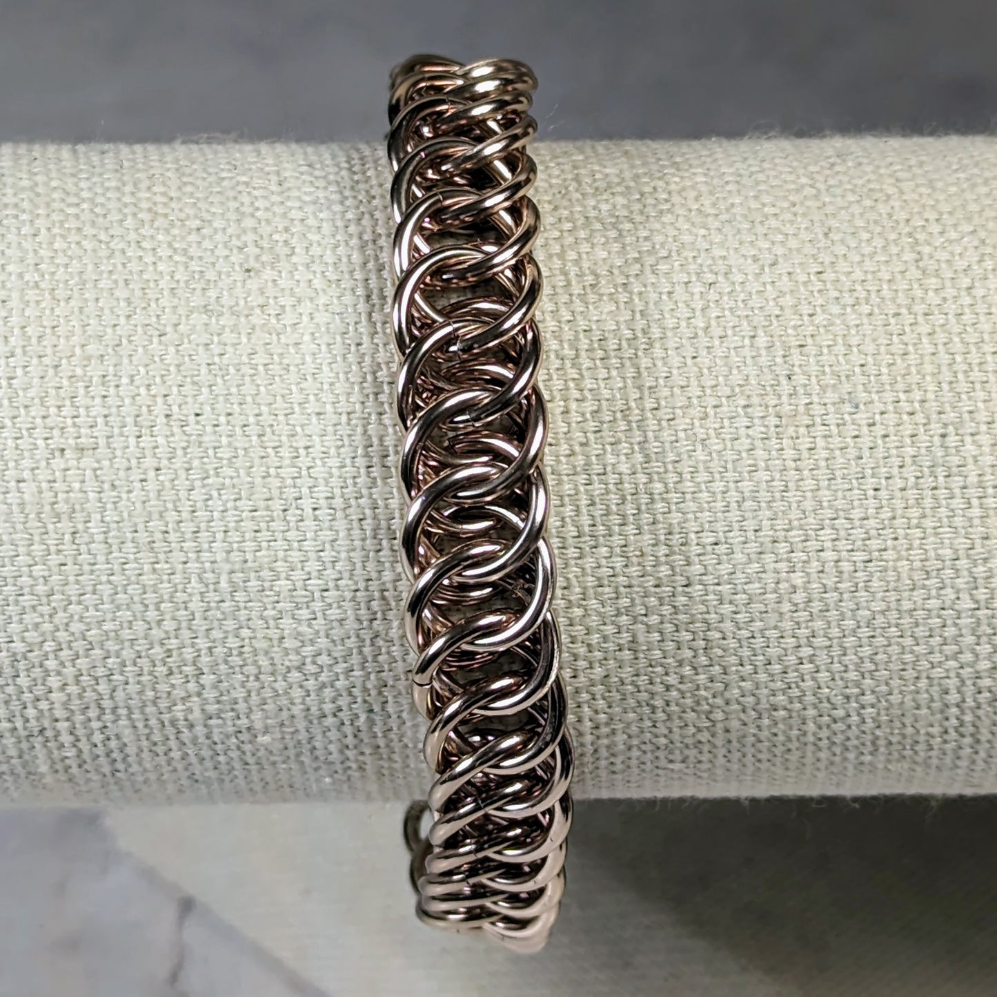 Champagne variations chainmaille bracelet