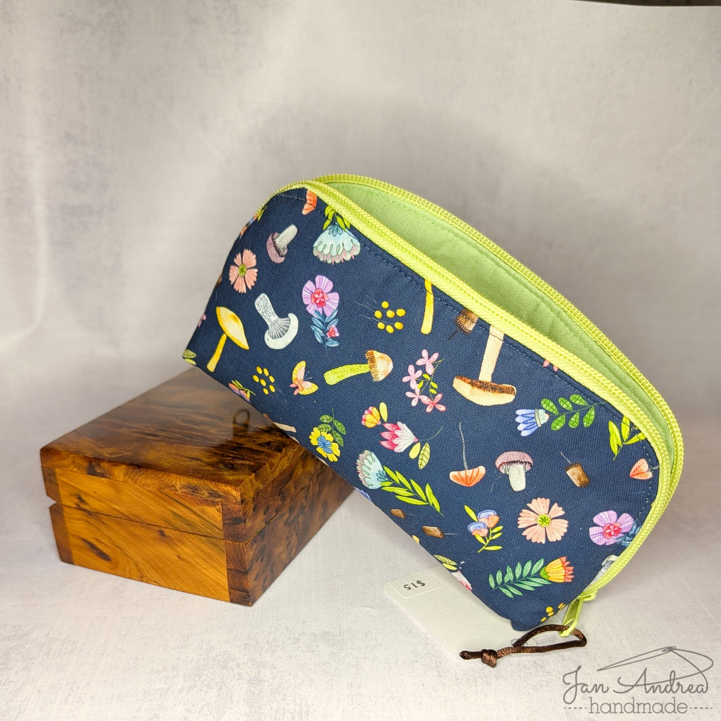Forest Floor Arioso Pouch