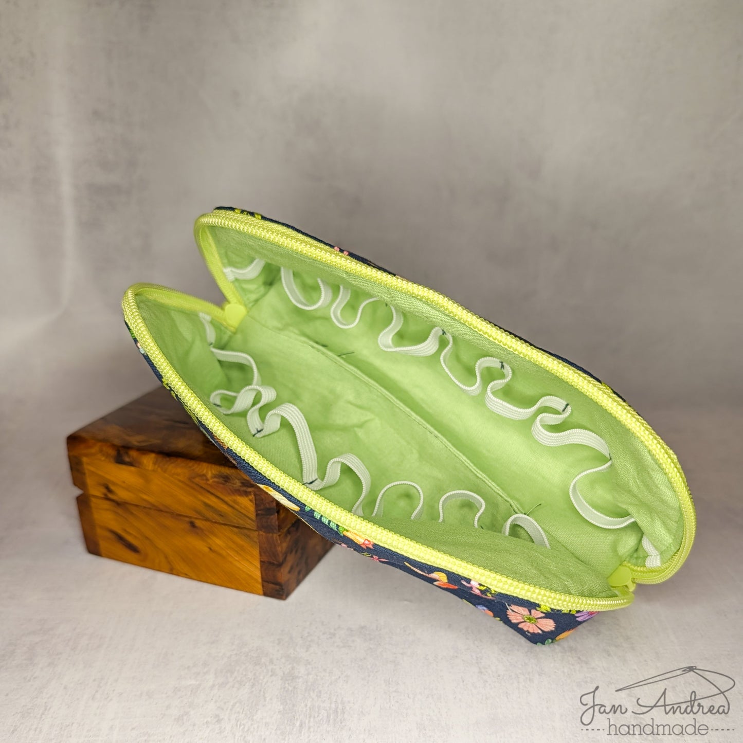 Forest Floor Arioso Pouch