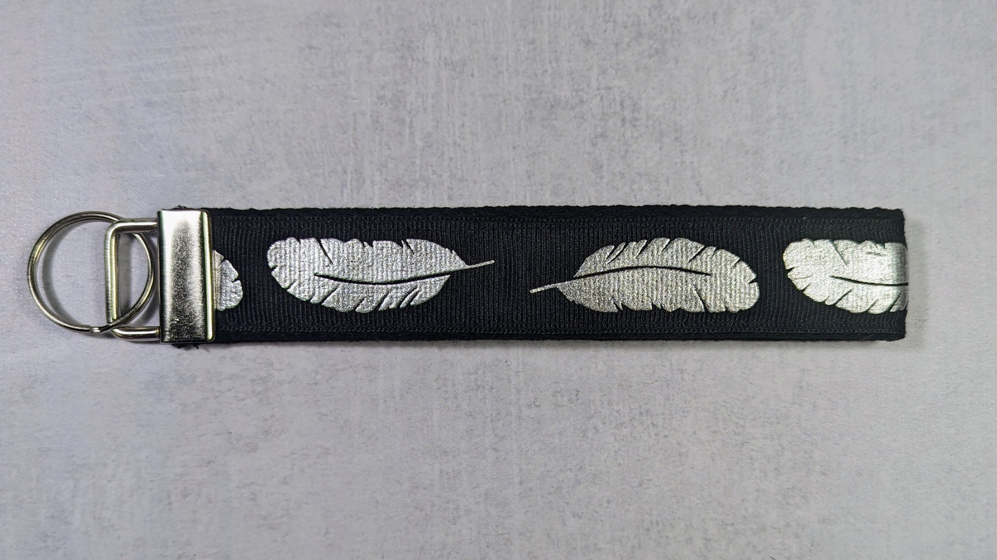 Silver feathers key fob