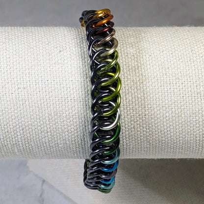 Seasons gradient chainmaille bracelet
