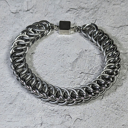 Silver variations chainmaille bracelet