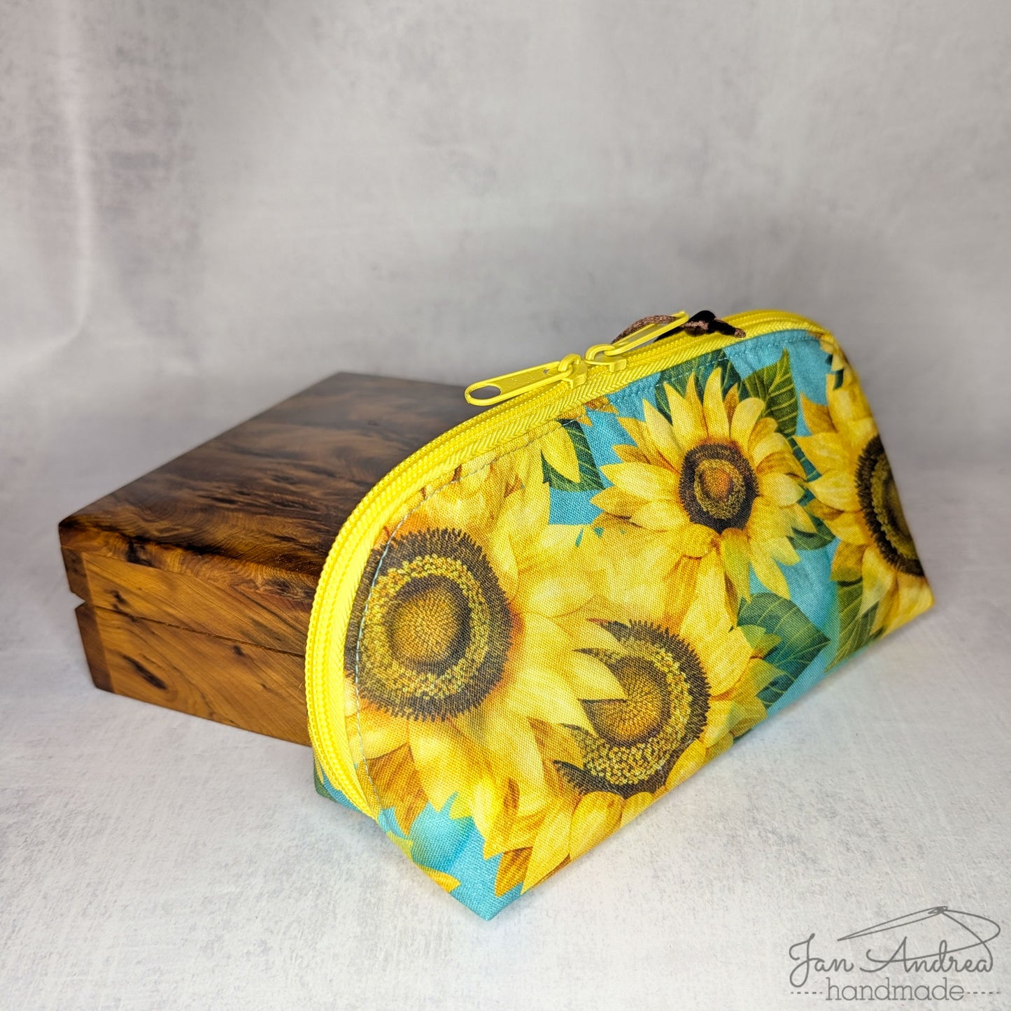Sunflowers Arioso Pouch