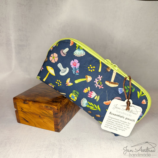 Forest Floor Arioso Pouch